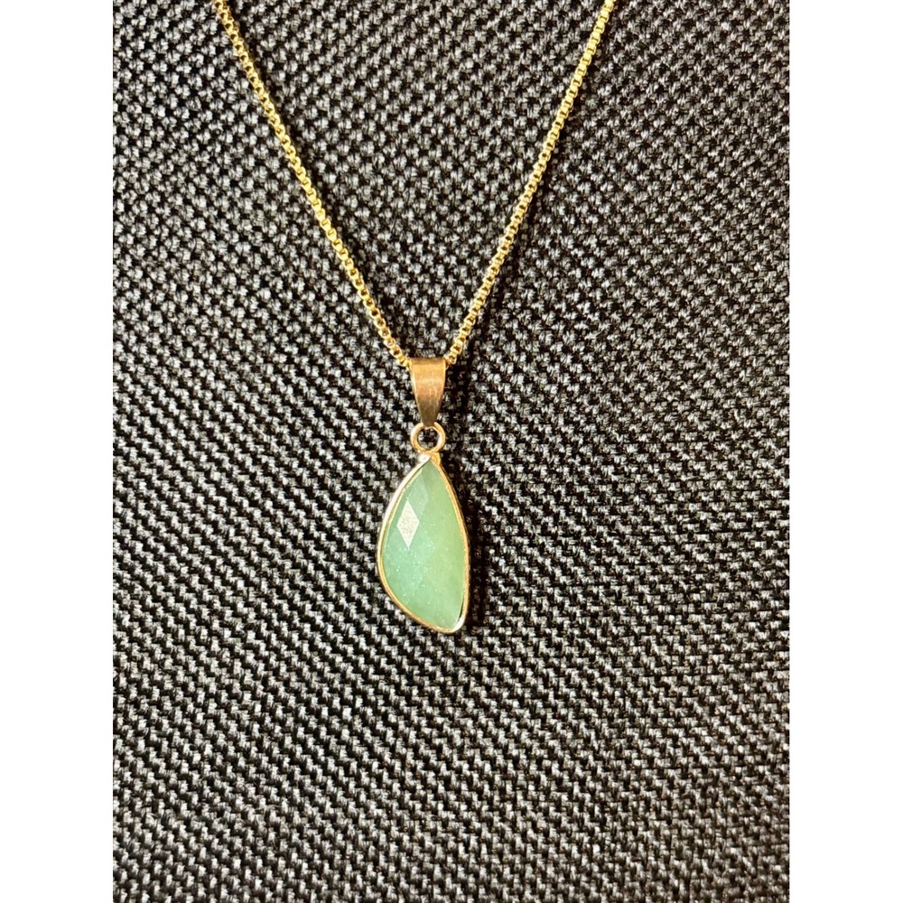 Gold Tone Stainless Steel Green Stone Teardrop Pendant Box Chain Necklace